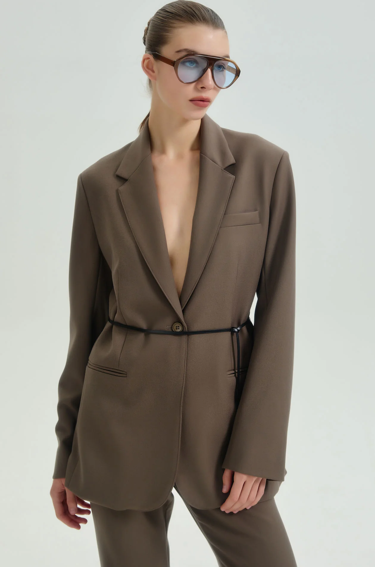 Single-Breasted Oversized Blazer with Belt - Image 12
