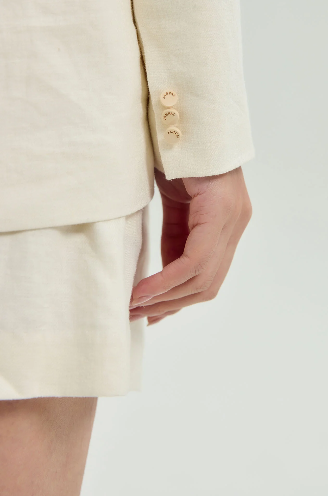 Linen Blend Lightweight Blazer - Image 3