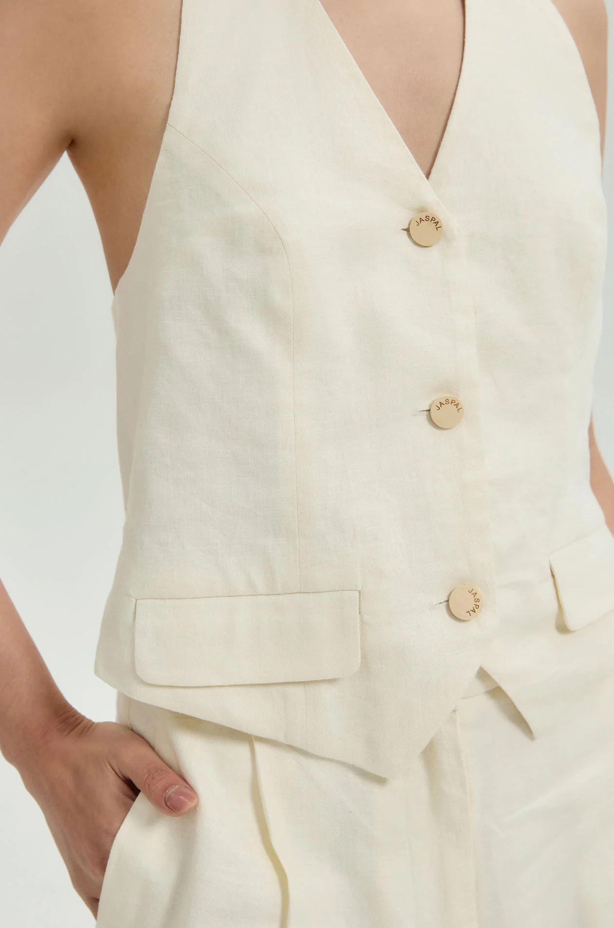 Linen Blend Halter Vest - Image 4