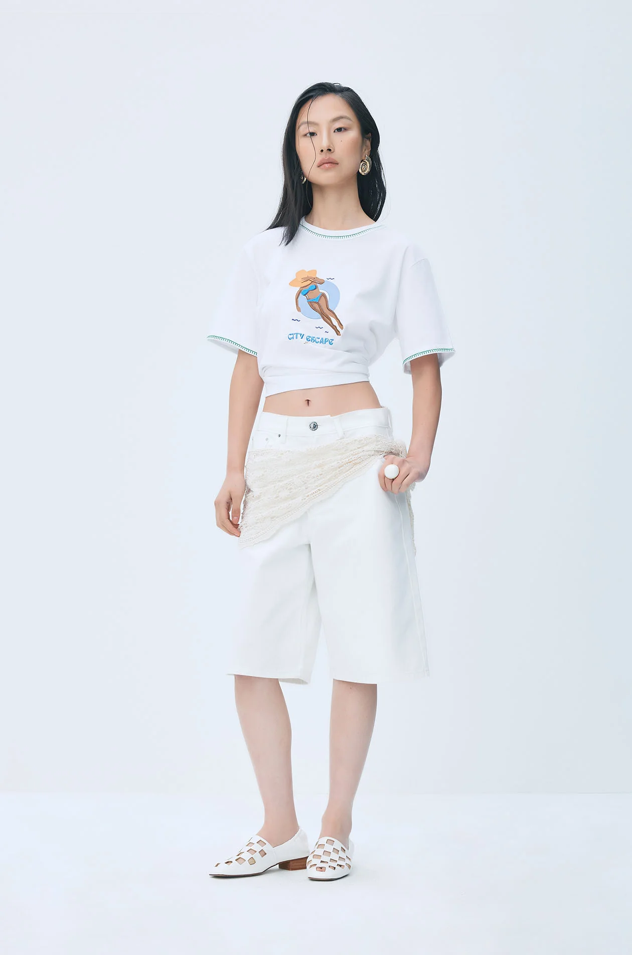 White Bermuda Shorts with Crochet Waist Scarf