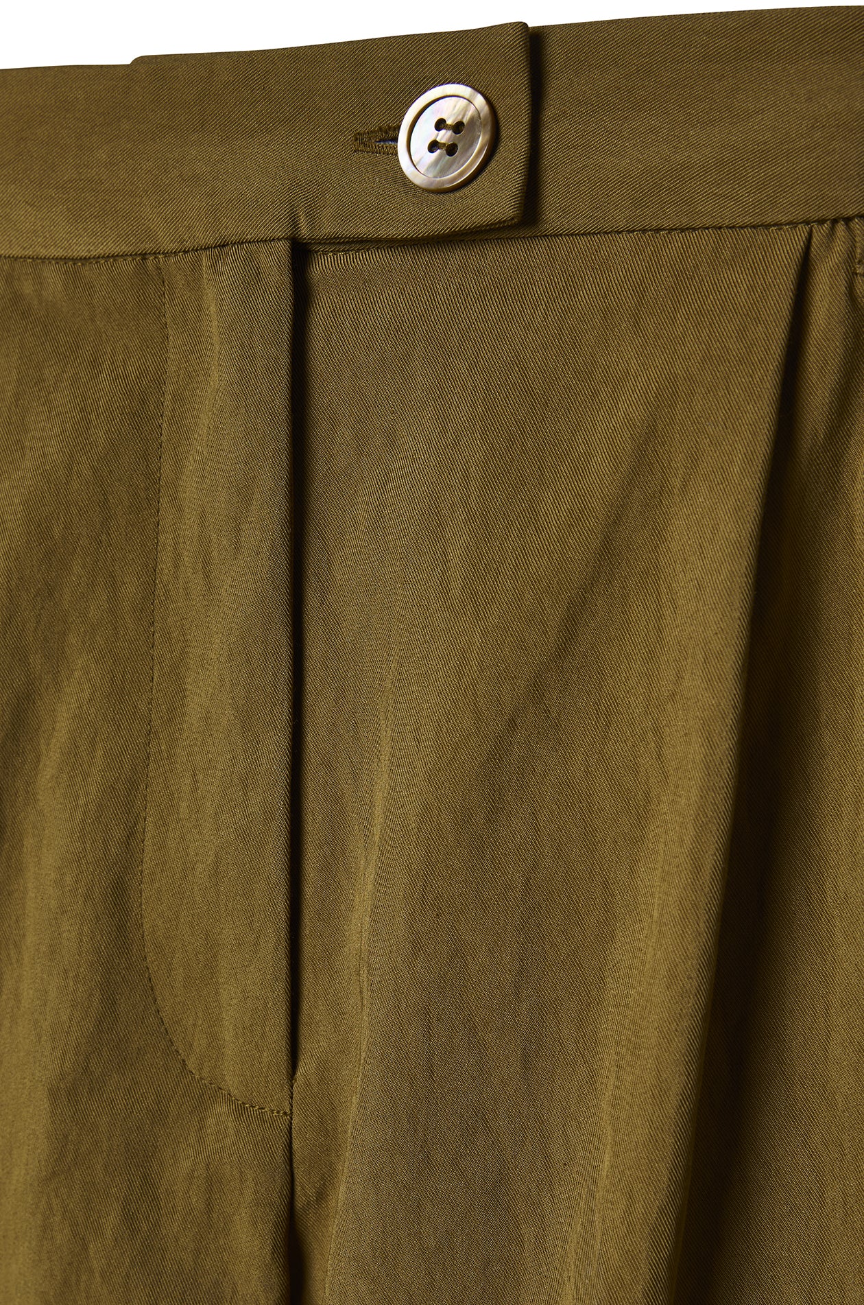 Pleated Balloon Shorts - Image 2
