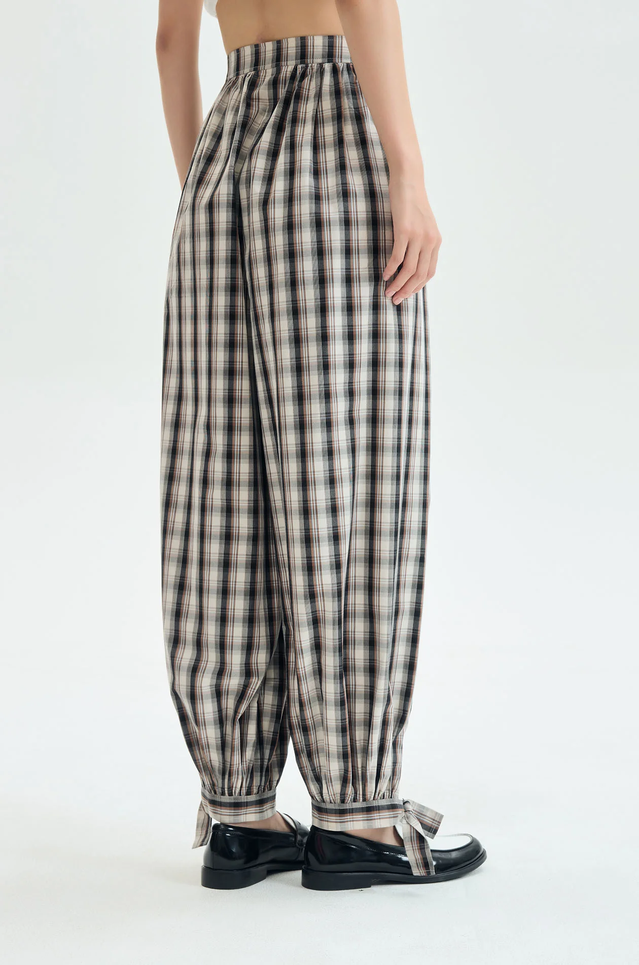 Tie-Cuff Plaid Balloon Pants - Image 5