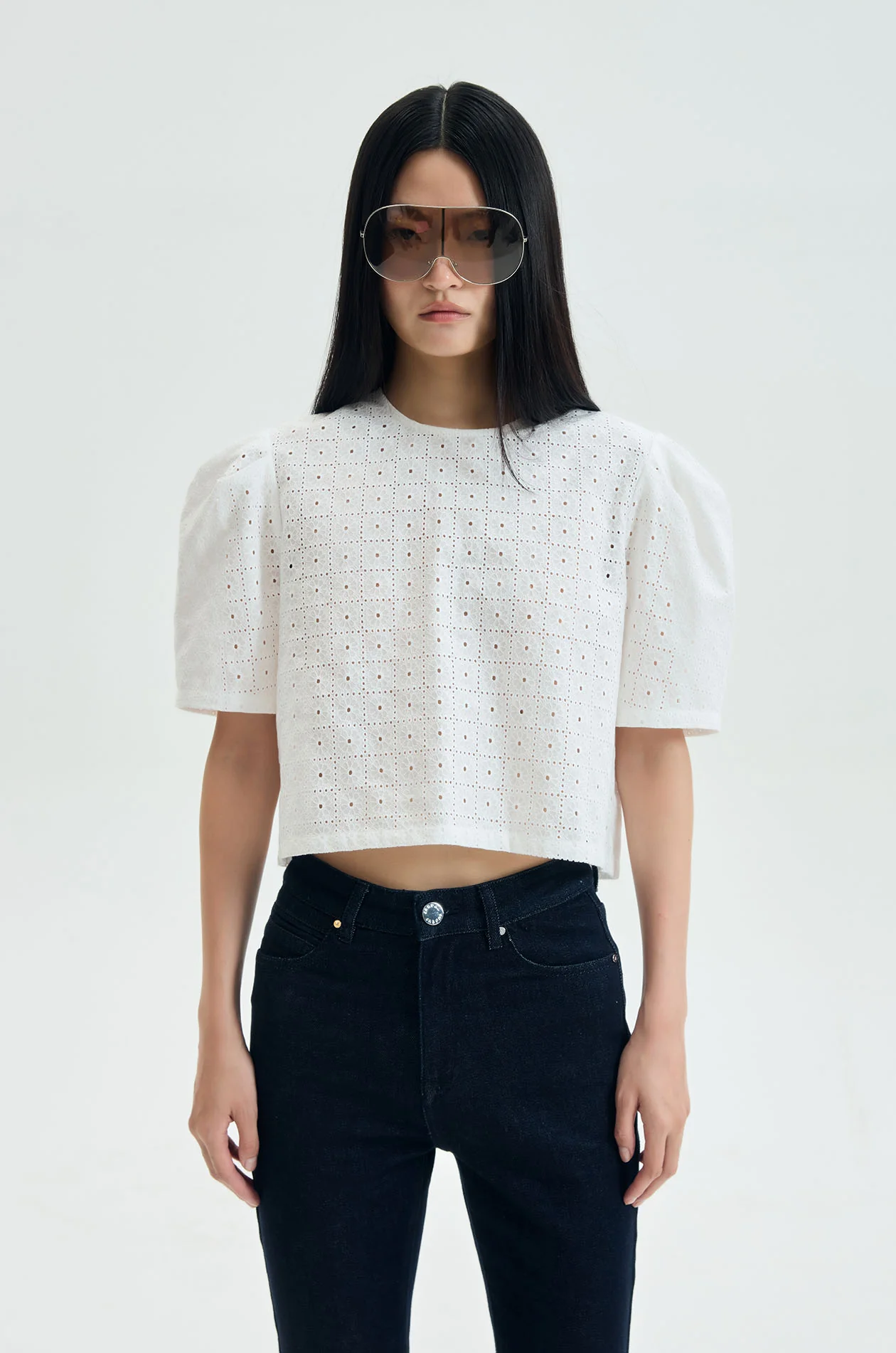 Broderie Anglaise Puff-Sleeve Blouse - Image 2