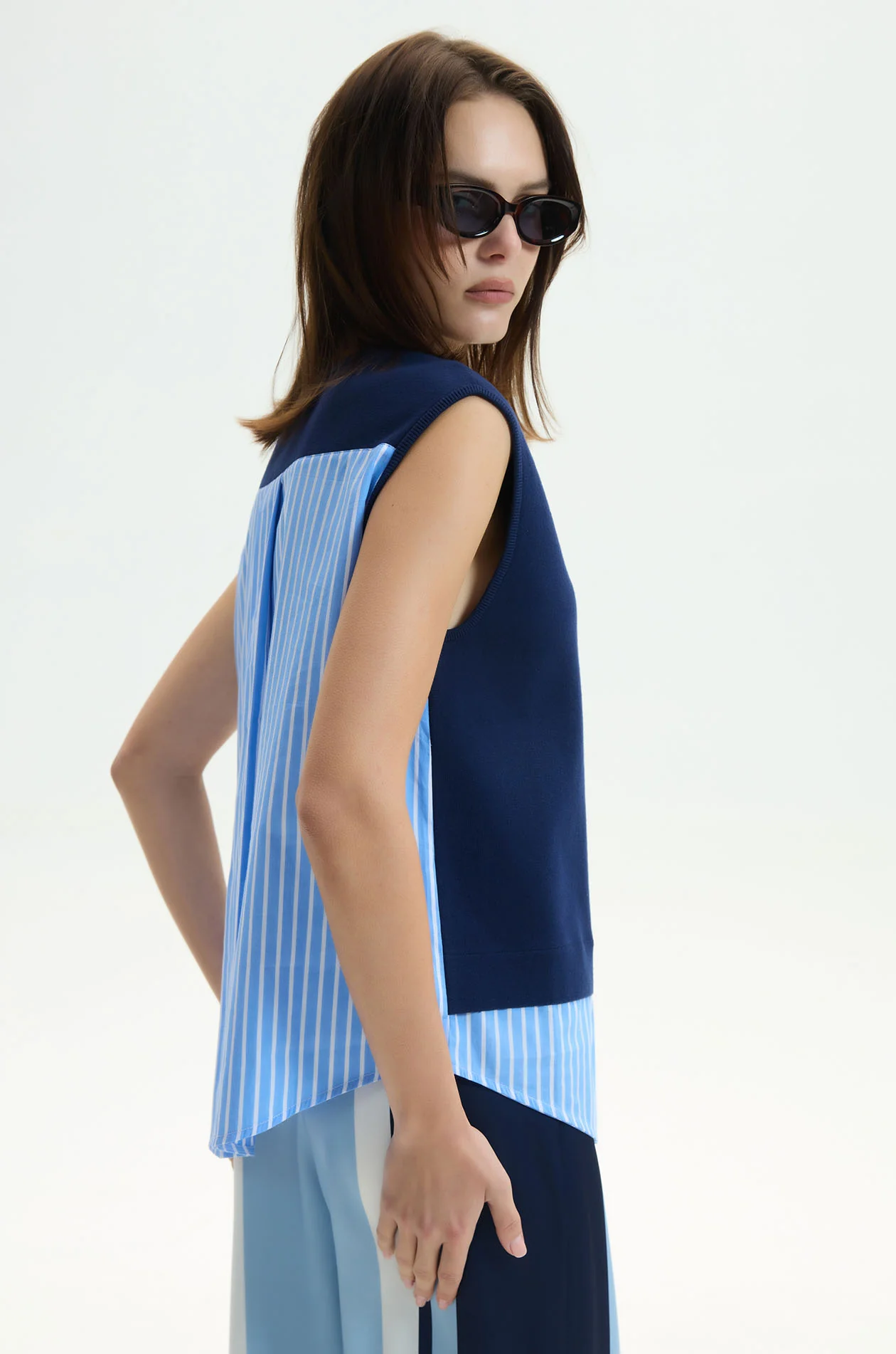 Layered Sleeveless Knit Top - Image 4