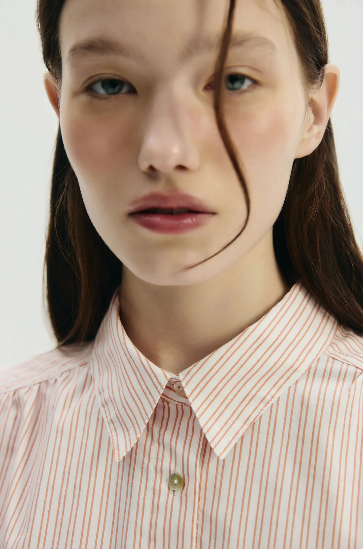 Gathered-Seam Oversized Shirt - Image 3