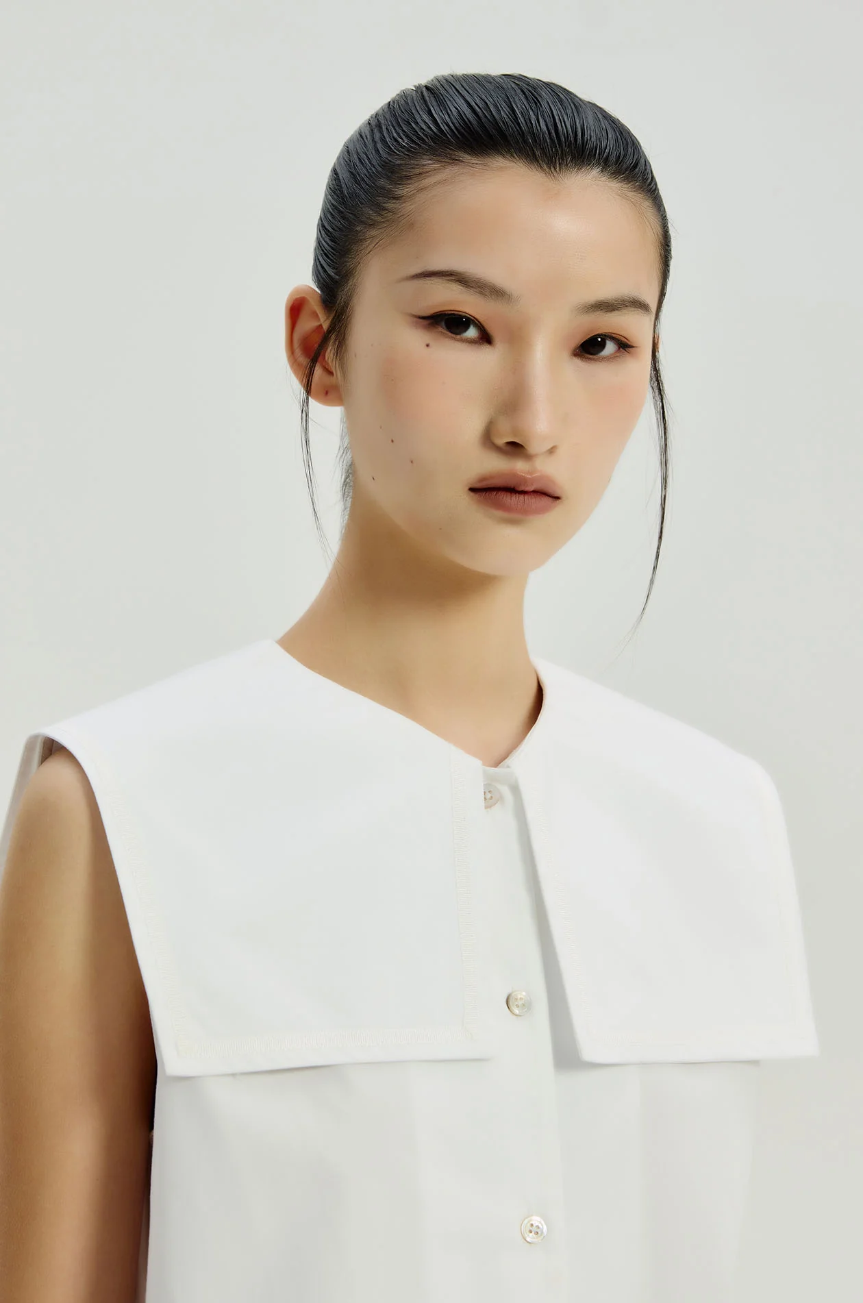 Sleeveless Sailor Blouse - Image 3