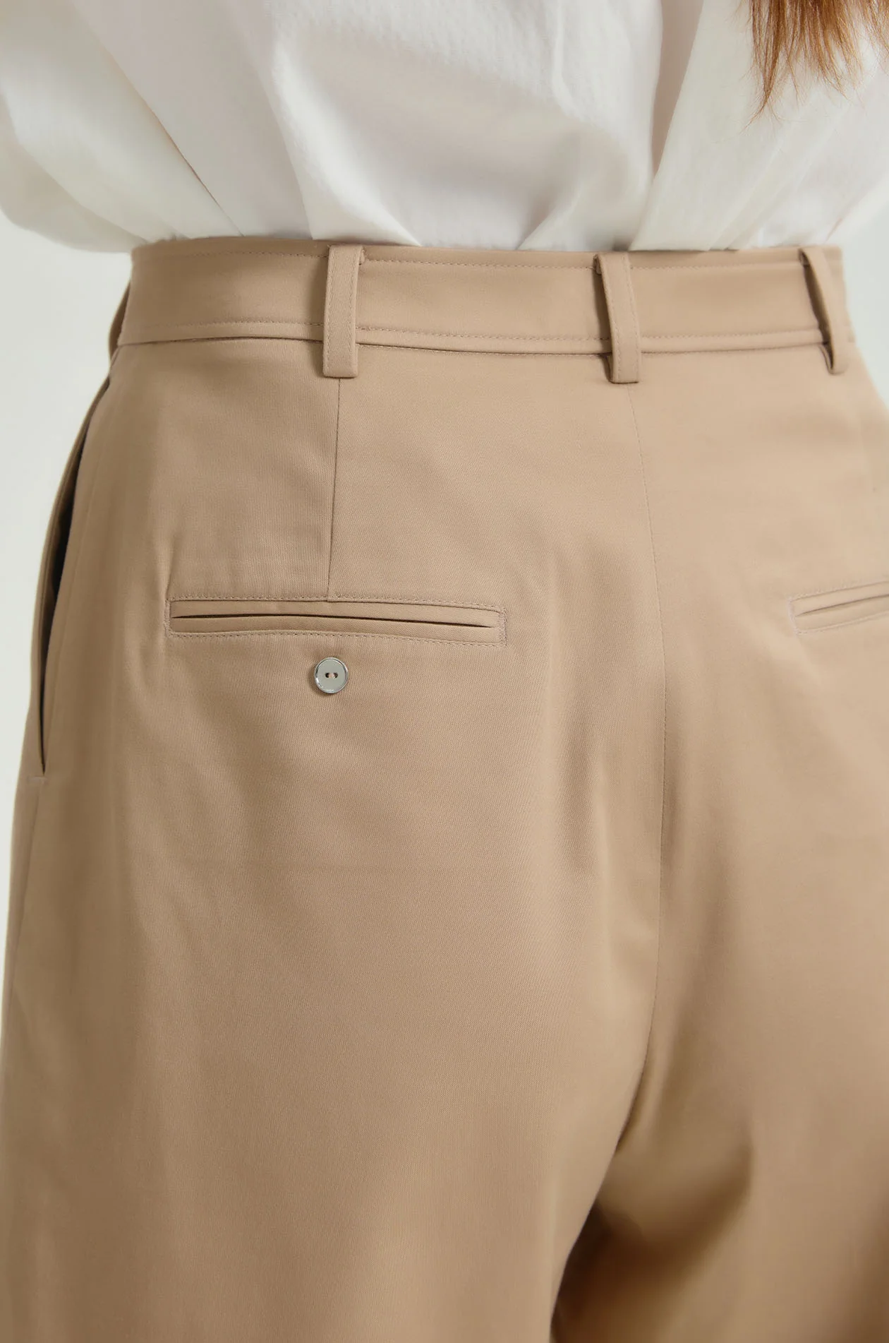 Bermuda Shorts with Belt - Image 7