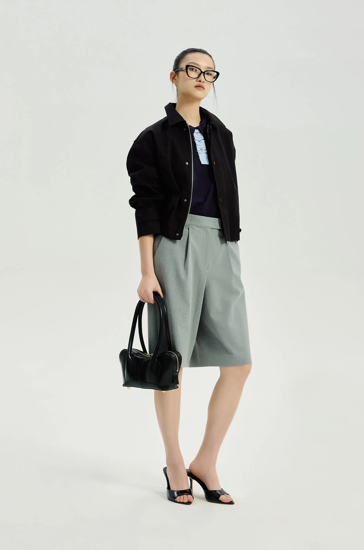 Relaxed Pleat‑Placket Polo - Image 5
