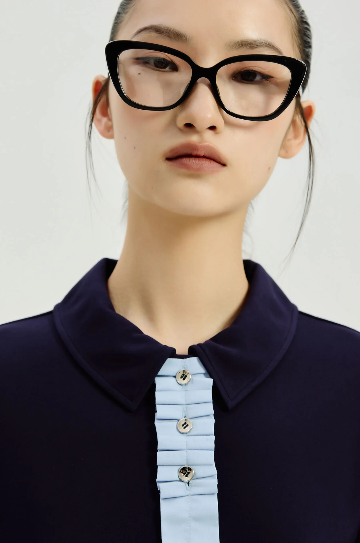Relaxed Pleat‑Placket Polo - Image 7