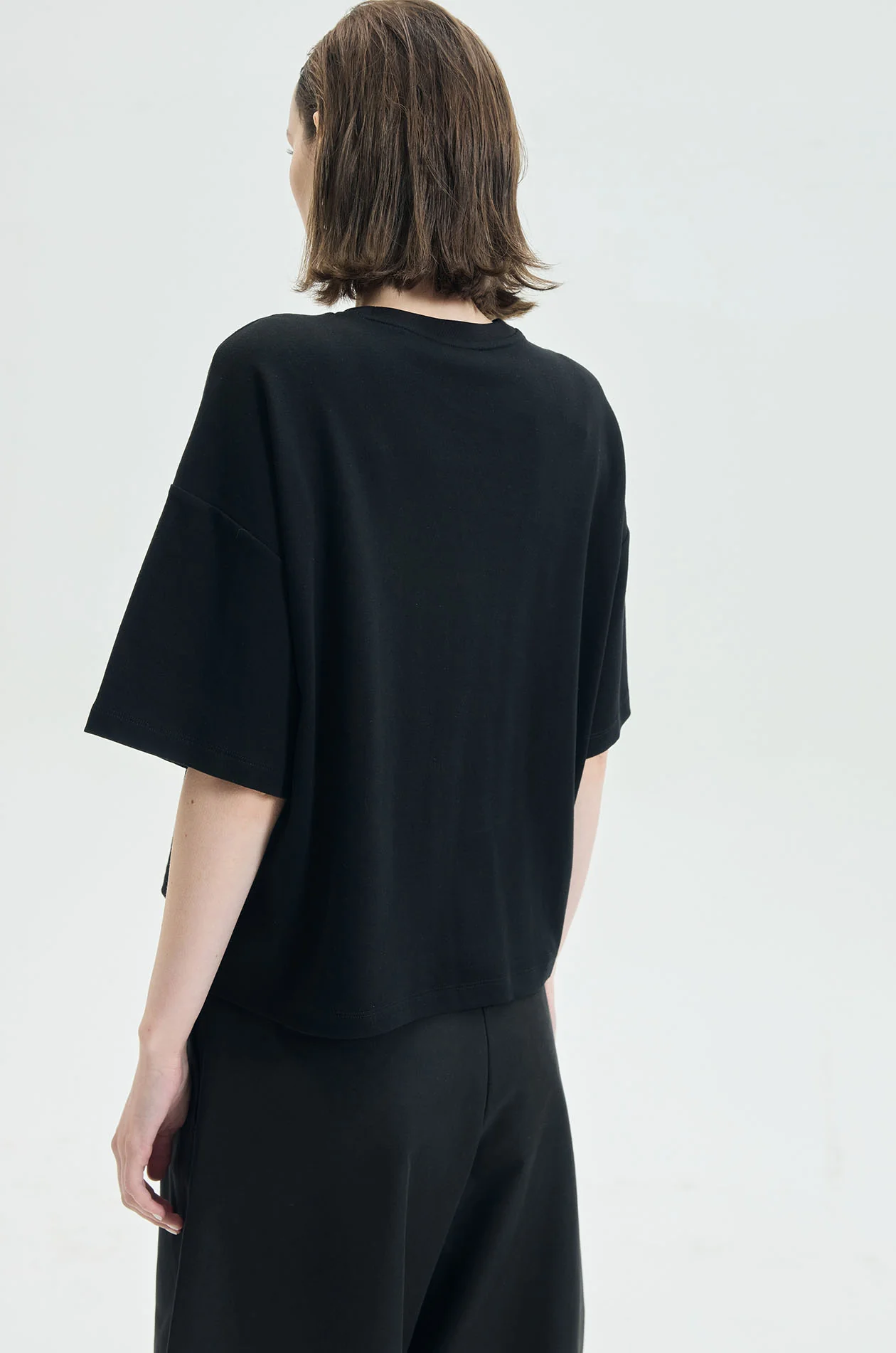 Oversized Stitched Logo T‑Shirt - Image 4