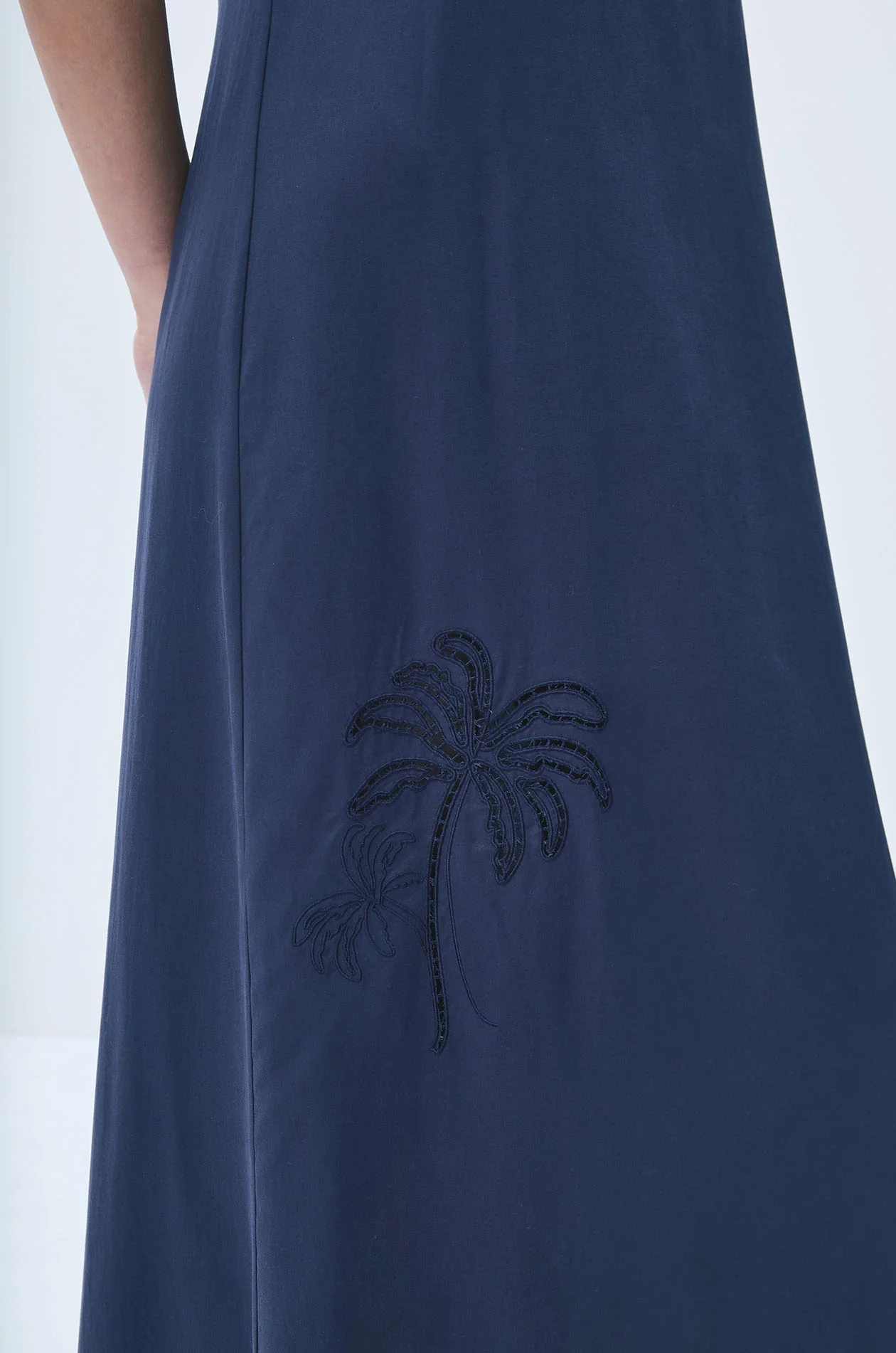 Floral Embroidered Cutwork Dress - Image 4