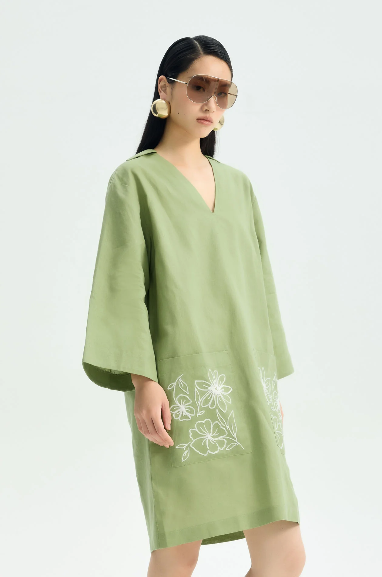 Floral Embroidery Tunic Top - Image 2