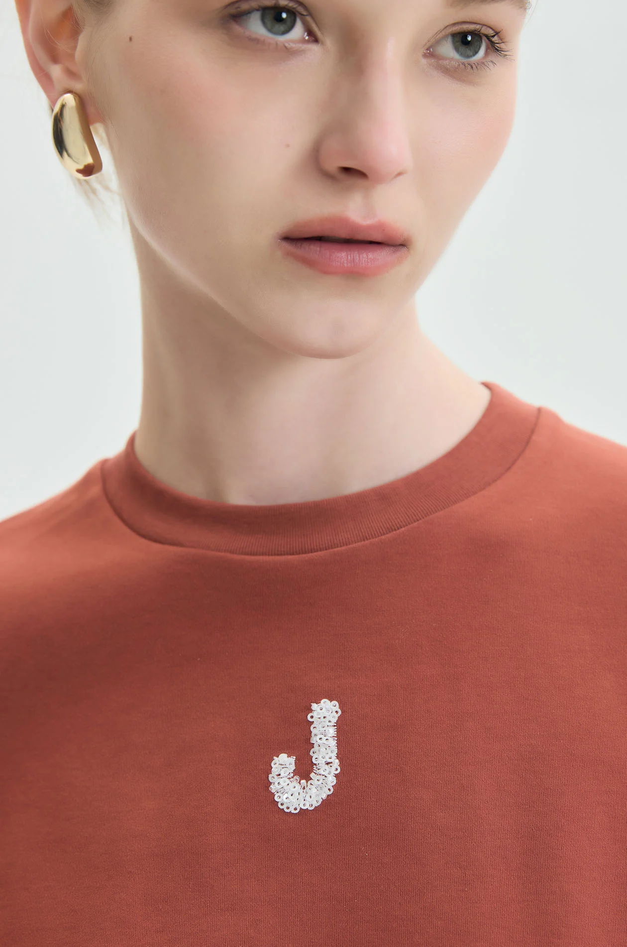 Minimal Logo T-Shirt - Image 7