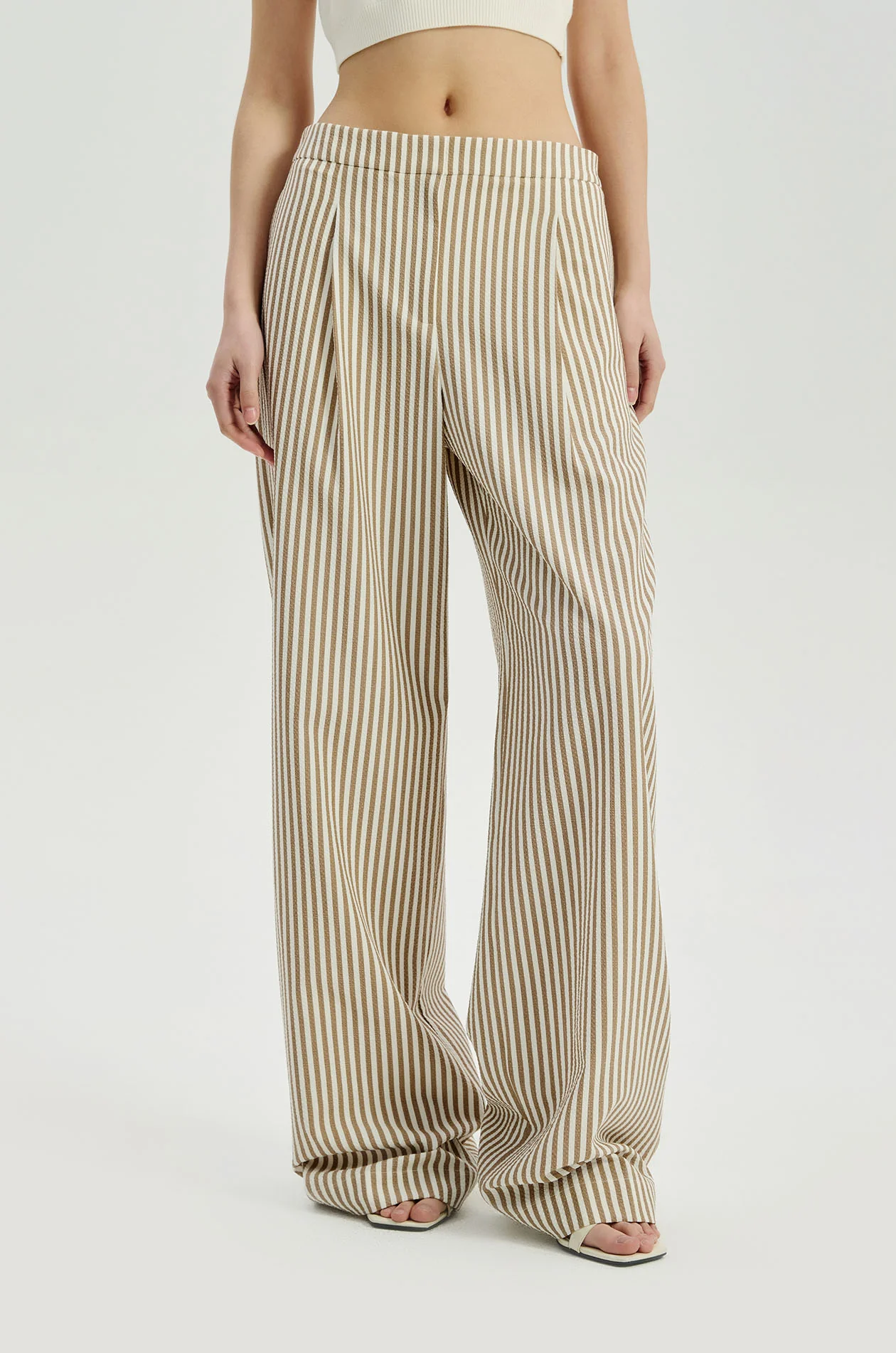 Seersucker Pleated Pants - Image 2