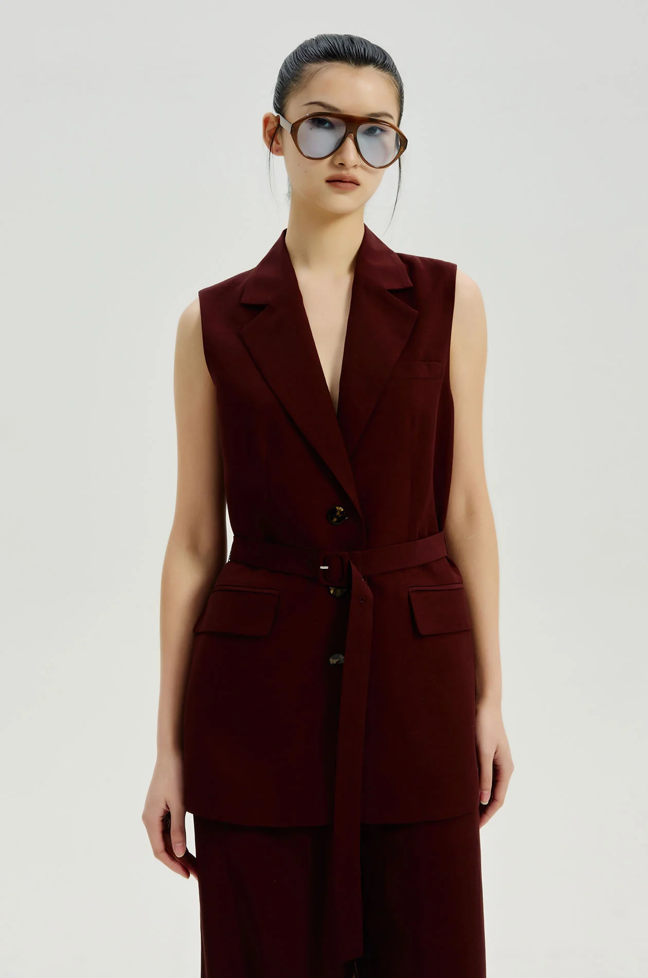 Sleeveless Linen-Blend Blazer with Belt - Image 2