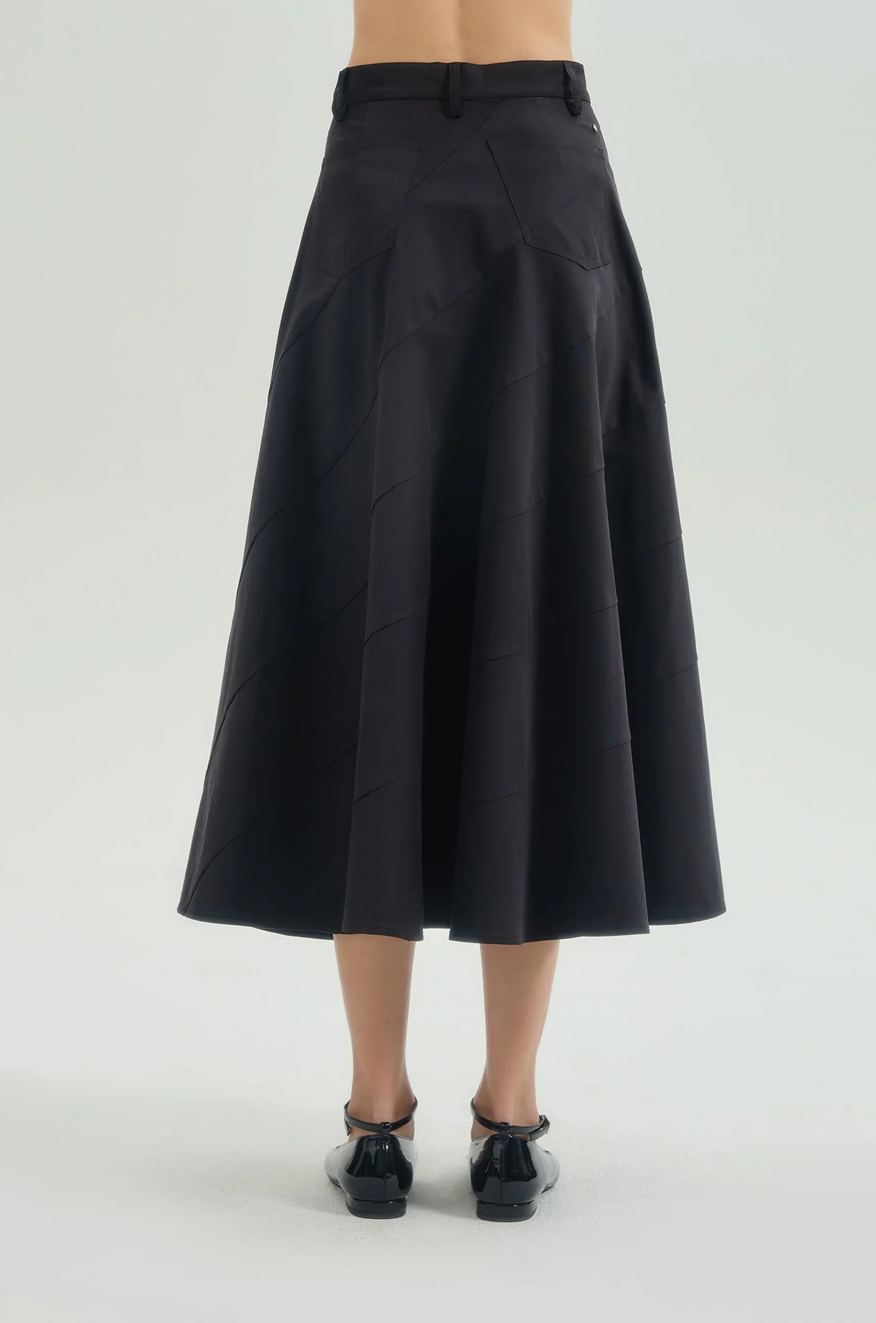 Angular Seamed Flare Skirt - Image 10