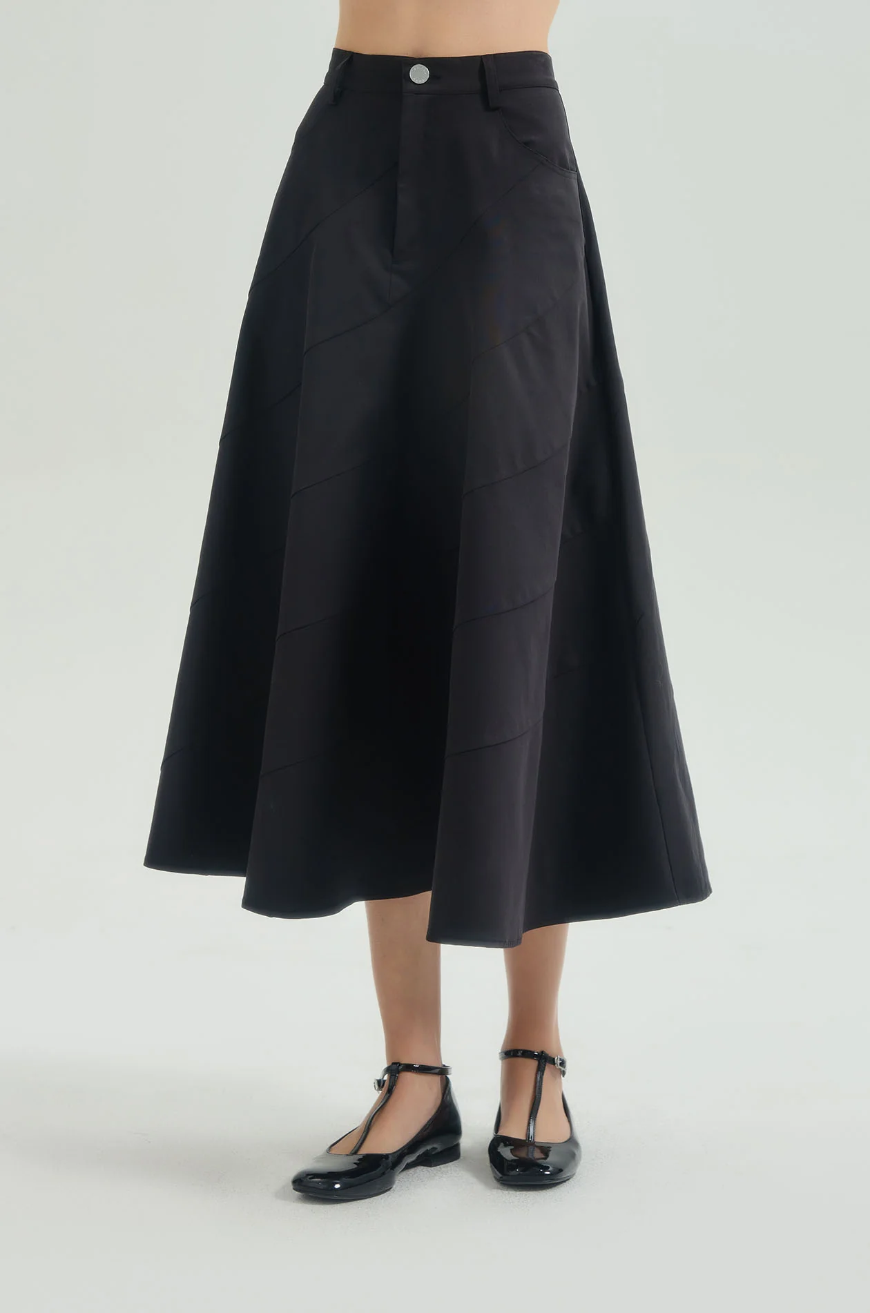 Angular Seamed Flare Skirt - Image 7