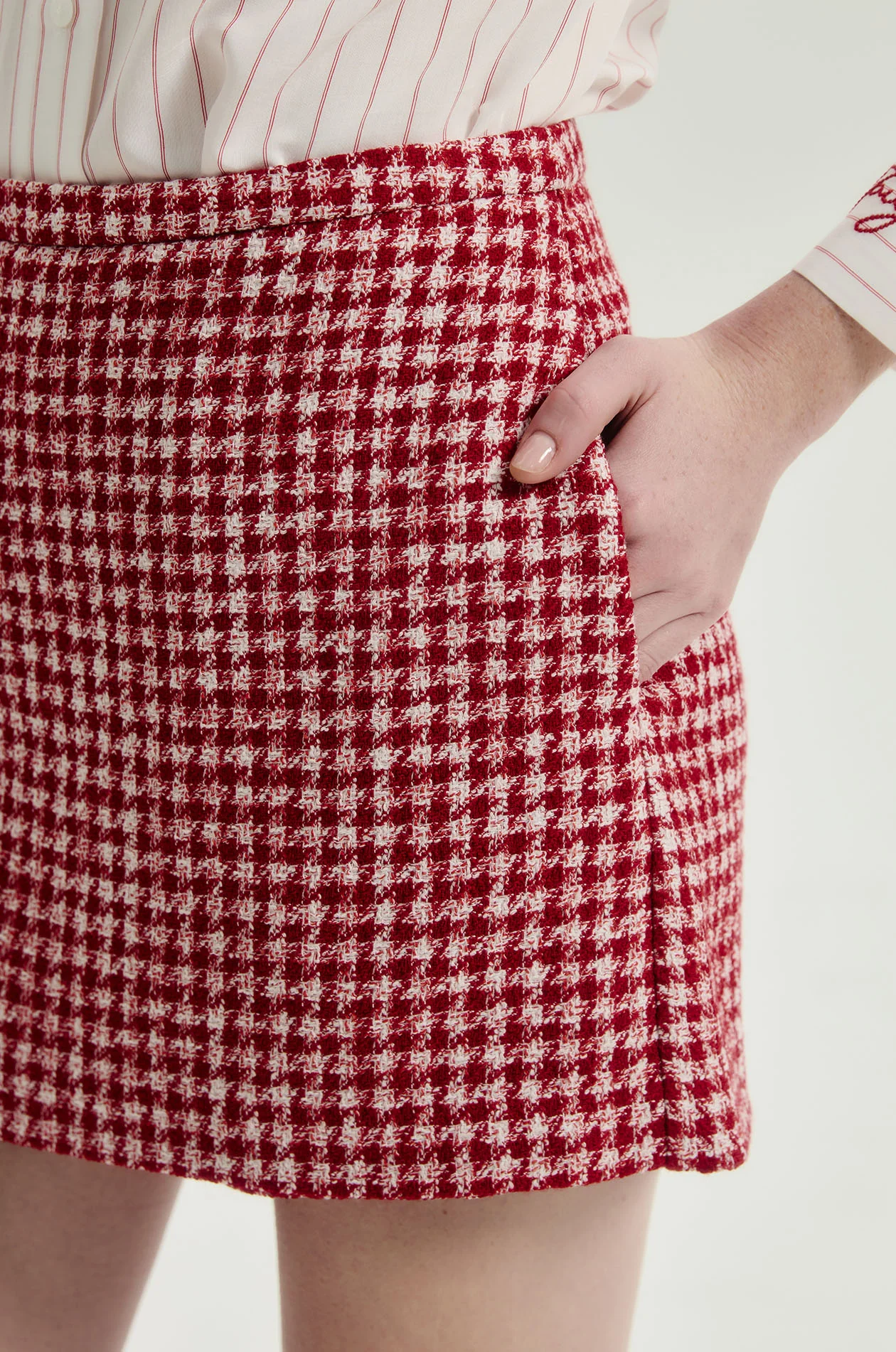 Houndstooth Tweed Skort - Image 3