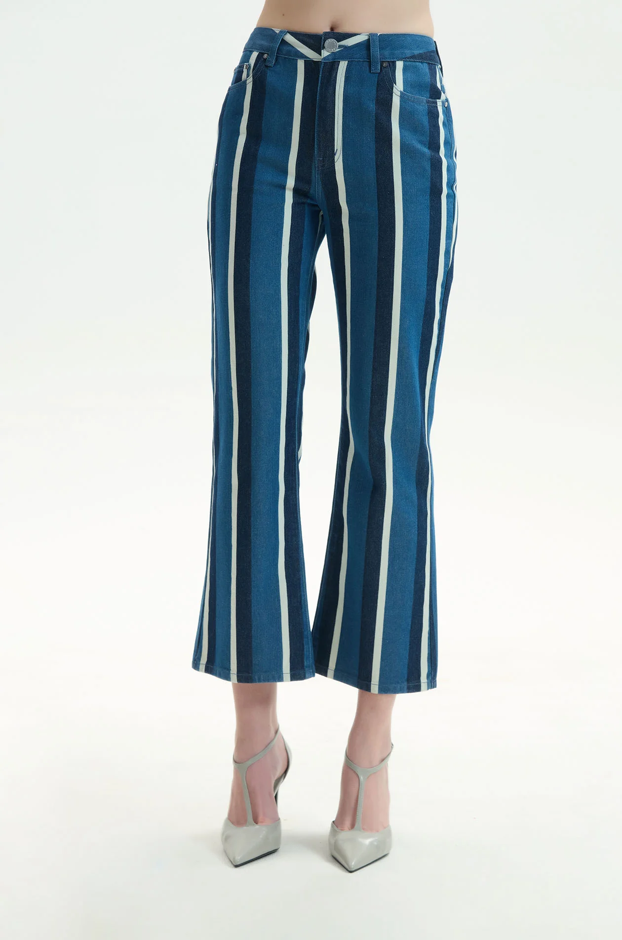 Striped Cropped Jeans - Image 2