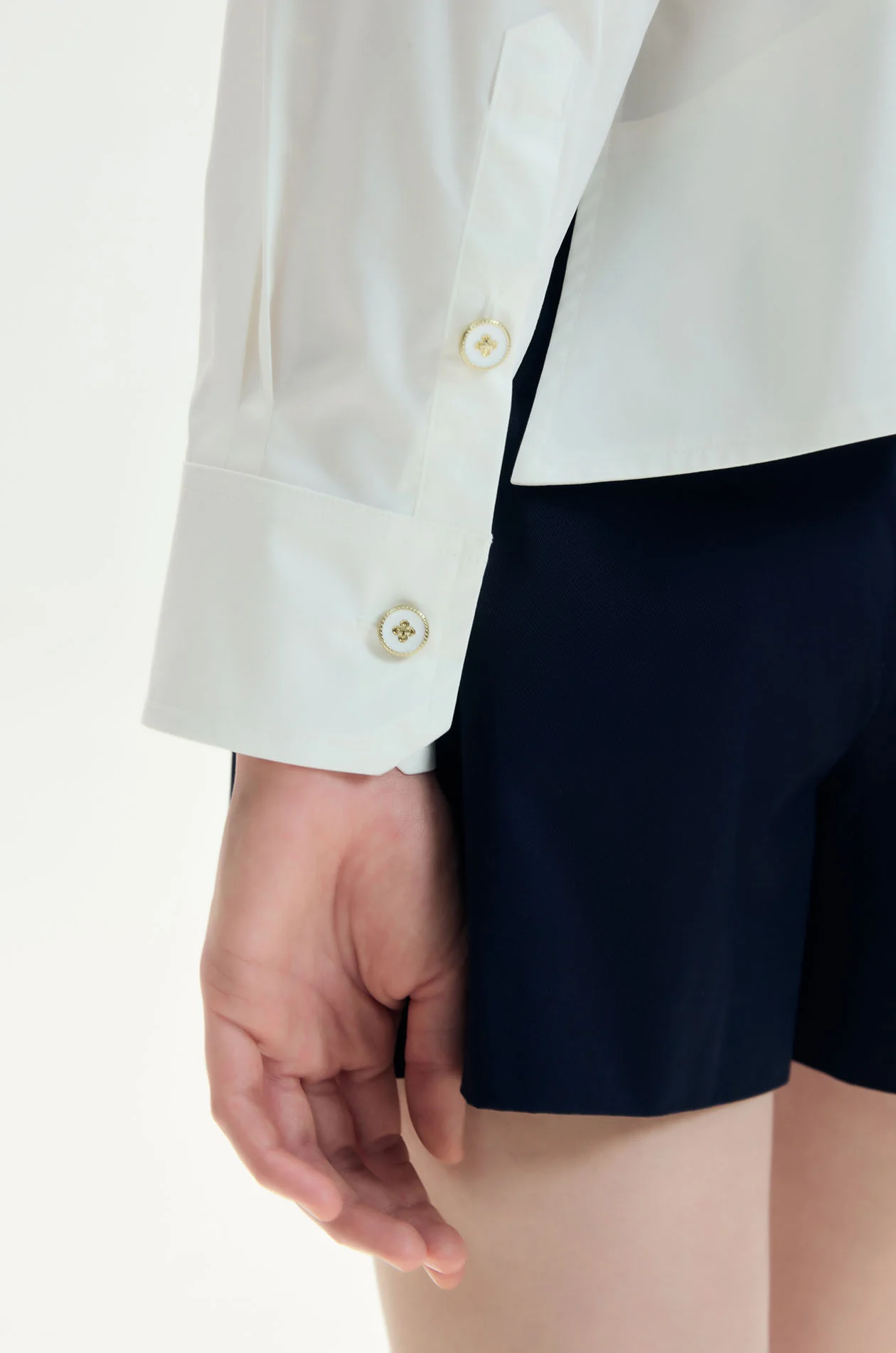 Solid Oversized Shirt with Scarf - Image 4
