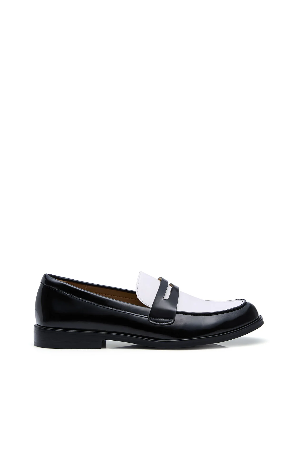 Contrast Leather Loafers - Image 2
